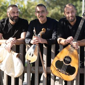 Μπεμπέκα μου-Πετέ μου εσείς οι χωριανοί -Στάλα τη στάλα το νερό
