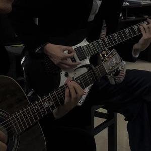 这条小鱼在乎（弹唱男版）