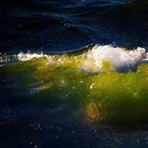 Không Thể Chịu Đựng(不舍得你跟别人好)