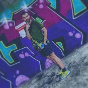 HoodWinked (feat. Pippy G)