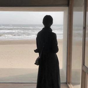 身处黑暗的你，一样是这个世界的光