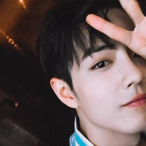 依然是你（肖战粉丝应援曲）