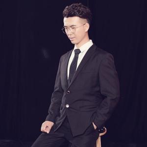 心与心相连 手与手相牵