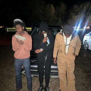 Block hoes (feat. c5, mir & kd)