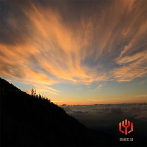 月光下的相拥（舒缓治愈钢琴曲）