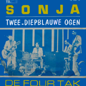 Twee Diepblauwe Ogen