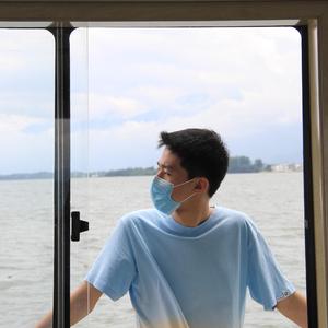 我，破箱子，玩具车