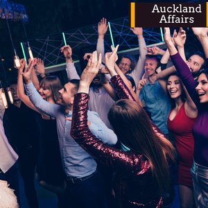 The Dazzlers (Minimal Tech House Electronic Drums) (Original Mix)