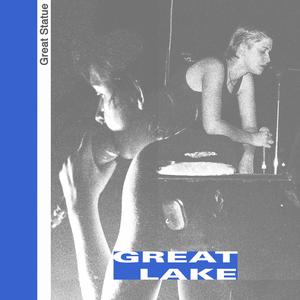 The sunlight in Matsumoto barely reaches the water