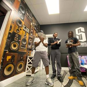 Smooth Lee (feat. 808NJ & 808KJ)