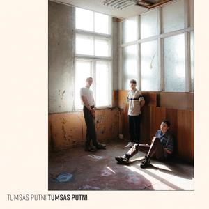Tumsas Putni (feat. Patriks)