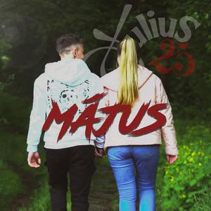 Május