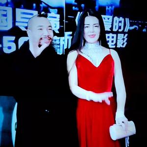 我一直陪在你身边 伴奏