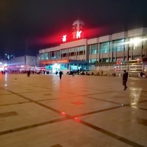 万物都有欲言又止的悲伤