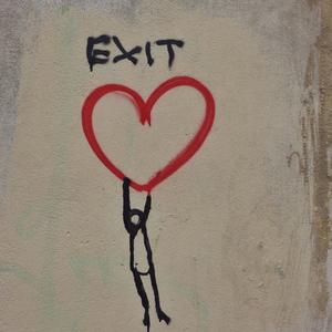 心之间的距离不止千百里