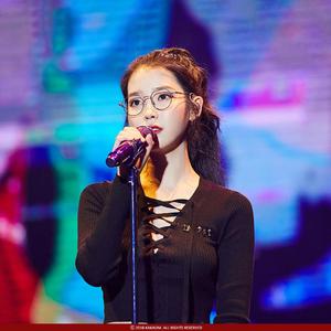 안경【眼镜】（翻自 知恩呐）