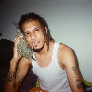 PUFF DIDDY (feat. Velvita)