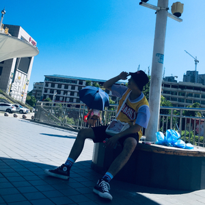 小心动（伴奏）