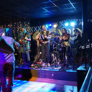 Star of the county Down/ Tell me Ma (Live Version)