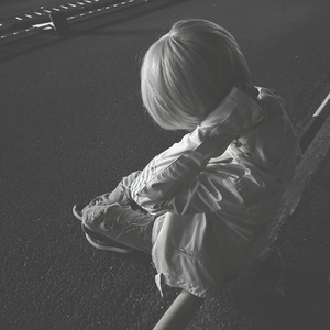 人际如枯叶易脆