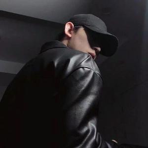 昨夜小楼又东风