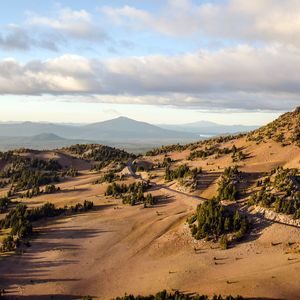钢琴白噪里的舒缓入眠之旅