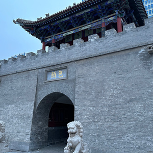 不要温和地奔赴包克图