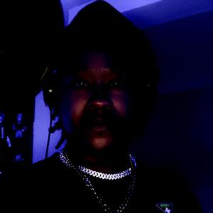 Draggin' (feat. Thee omega)