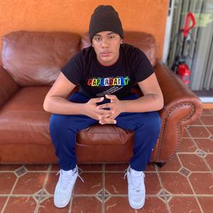 Snap (feat. Flightt)