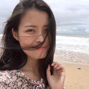 你 眼 里 的 星 星 终 于 堕 落 了