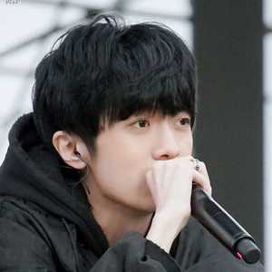 卧龙（姜云升&97）