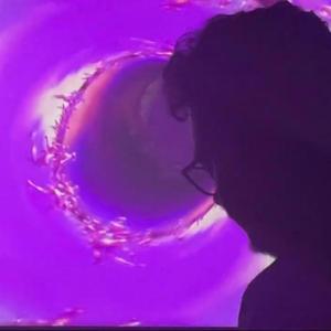 HOLOGRAMA (feat. Josh Gzz)