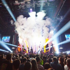 红酒配美人 (Remix)