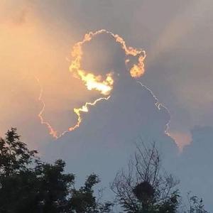 星河吖-愈演愈烈(重鼓)（星河吖 remix）