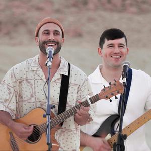 Baruch Hagever (feat. Avremi Poupko)