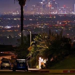 Seashells (feat. juggsi)