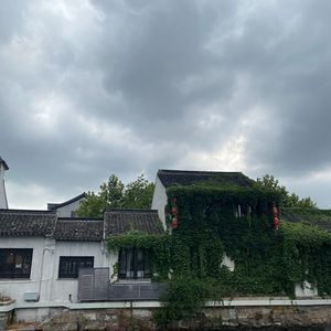 在海底望月-阿华