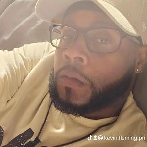 Money Team (feat. FamousKing Jamo)