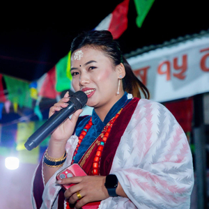 Nirjala Gurung (Live dohori)