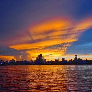 阳光开朗大男孩