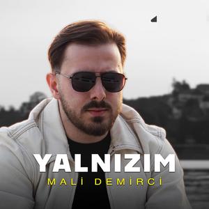 Yalnızım