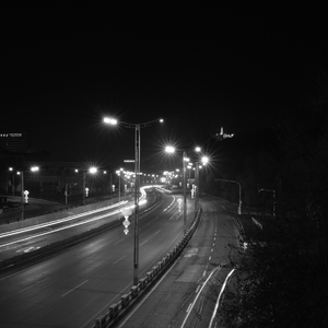 告诉那个年轻人