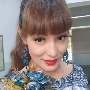 Dostlar Aynur Tuniyaz