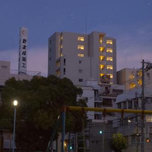 月亮不会奔向你