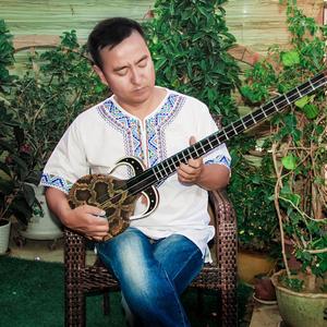 Ustazim 伴奏 伴奏