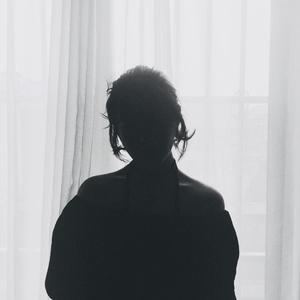 夜幕中,我在思念你