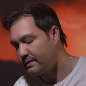 Razy bolaly (feat. Selbi Tuwakgylyjowa)