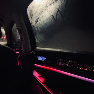 你我的缘分太浅 只够擦肩