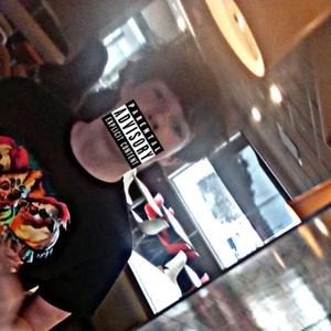 top me (feat. 1r)