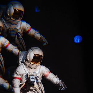 我不希望你孤单的去面对整个喧哗世界